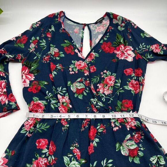 Ambiance Navy Red Floral Ruffle Romper MEDIUM - Picture 12 of 15